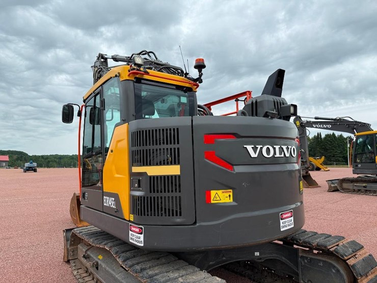 volvo-ecr145el-image-25
