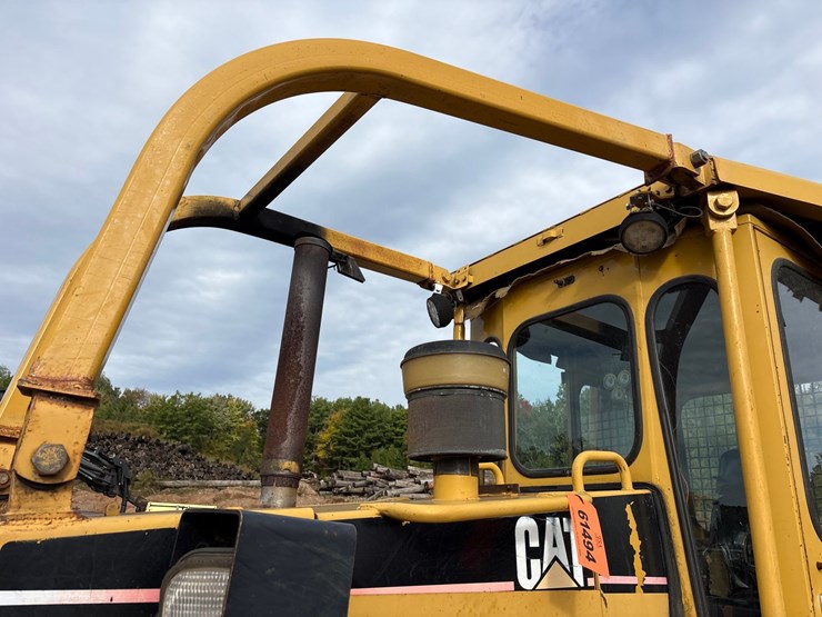 caterpillar-d5m-lgp-image-10