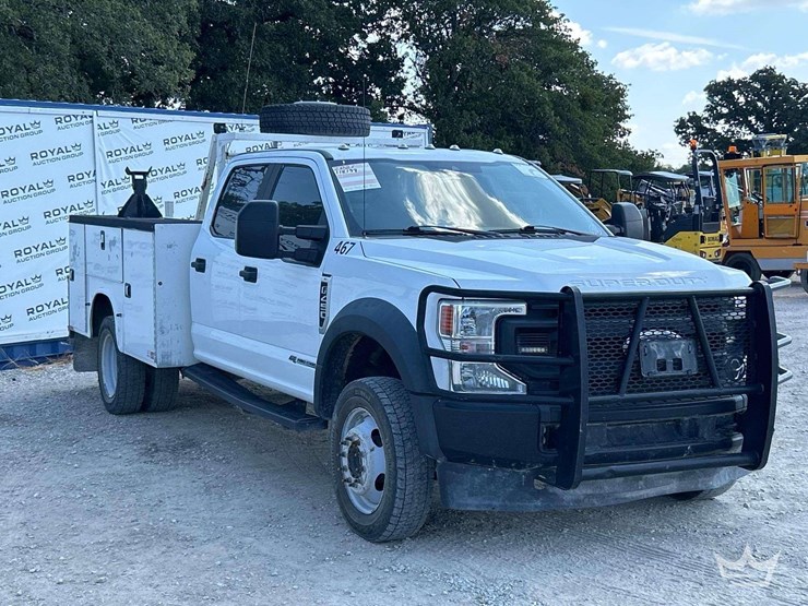 2021-ford-f450-image-4
