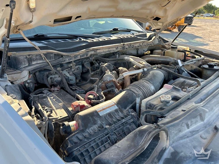2021-ford-f450-image-9