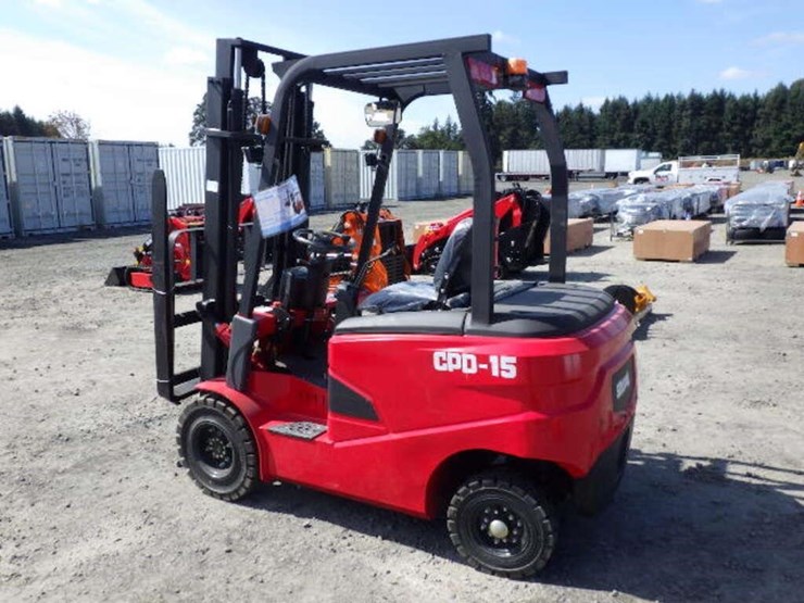 2026-sdlool-e15-electric-forklift-image-2