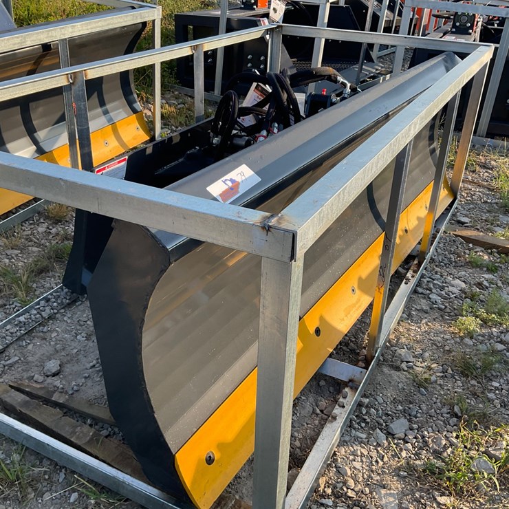 #78 • Skid steer 6 way dozer blade