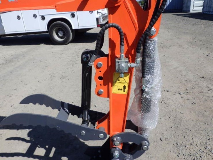 2026-aboss-gh25-hydraulic-excavator-image-13