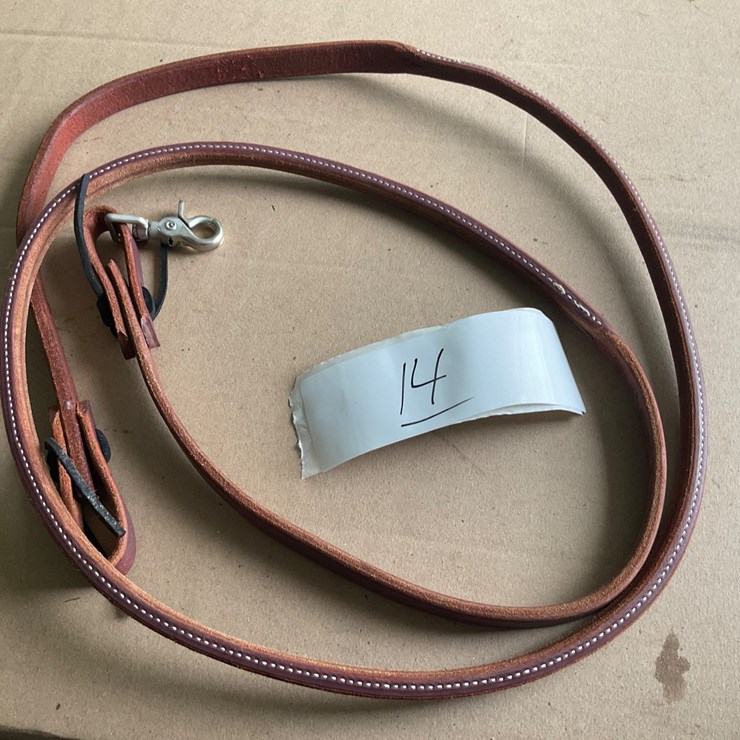 #14 • Leather rolled competition reins one piece