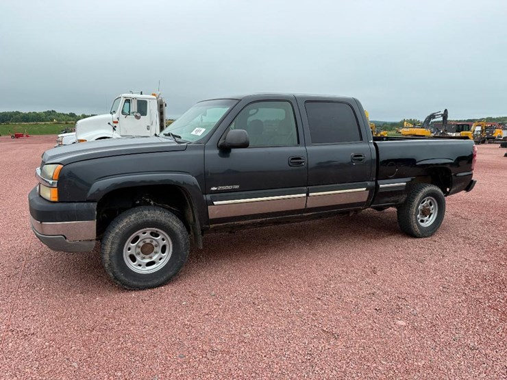 2003-chevrolet-2500hd-image-1