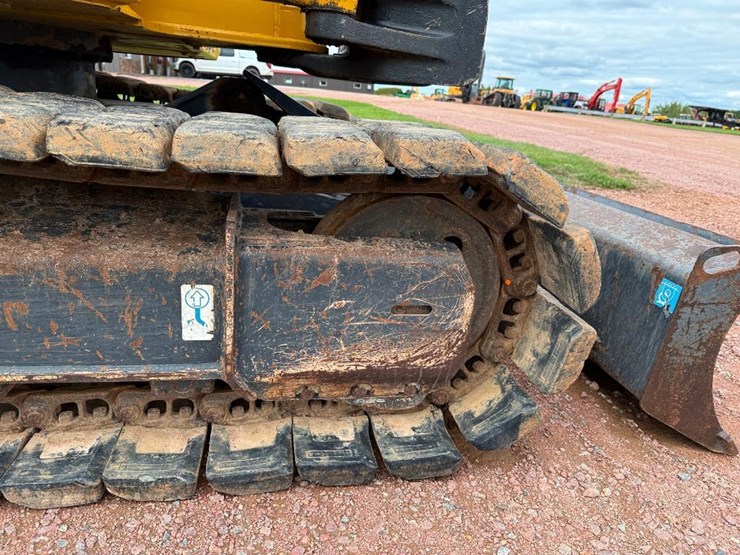 deere-85g-image-14