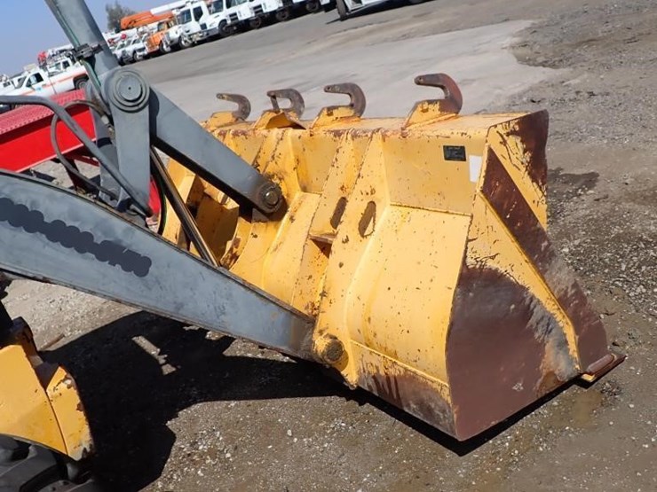 2012-deere-310sj-image-9