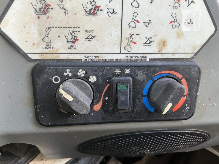 2019-bobcat-s650-image-13