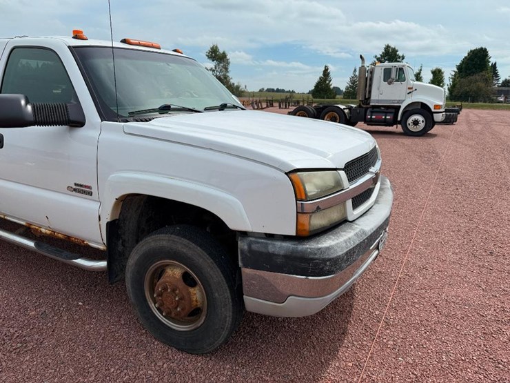 chevrolet-3500-image-14