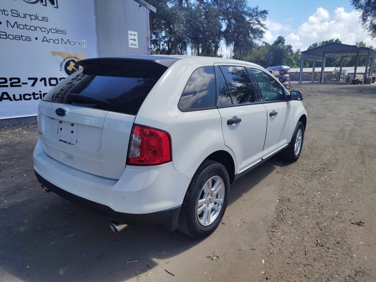 2011-ford-edge-se-image-4