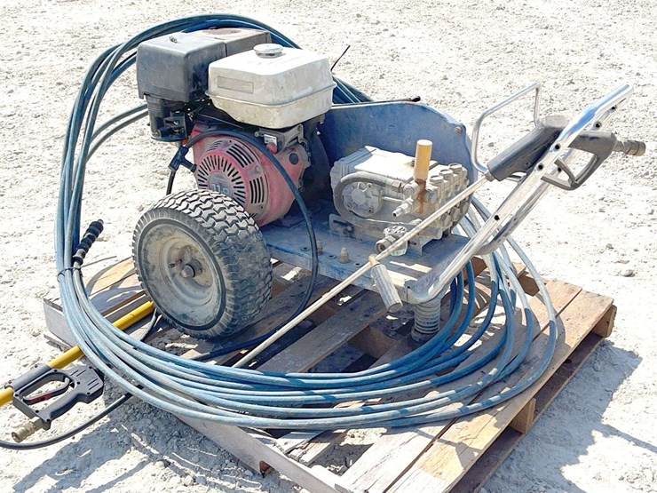 grayco-model-3040-power-washer-w/-11-hp-honda-engine-image-4