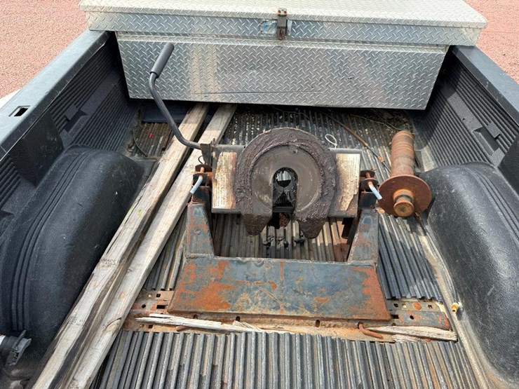 chevrolet-3500-image-26