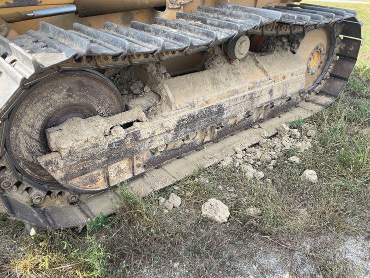 2012-deere-650j-image-10