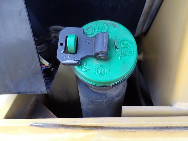 2011-caterpillar-930h-image-12