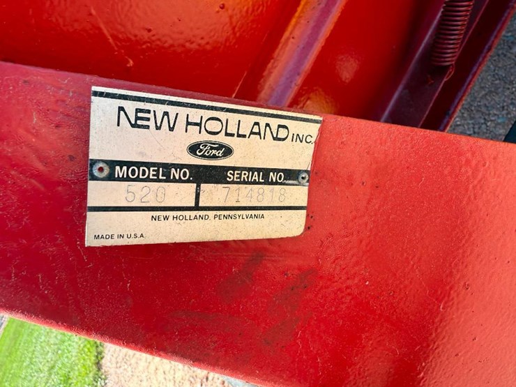 new-holland-520-image-17