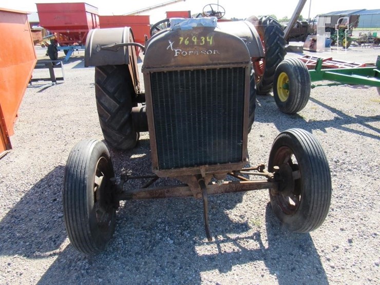 fordson-tractor-76934-image-23