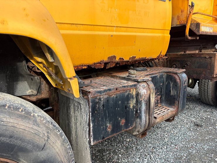 1997-caterpillar-3116-image-9