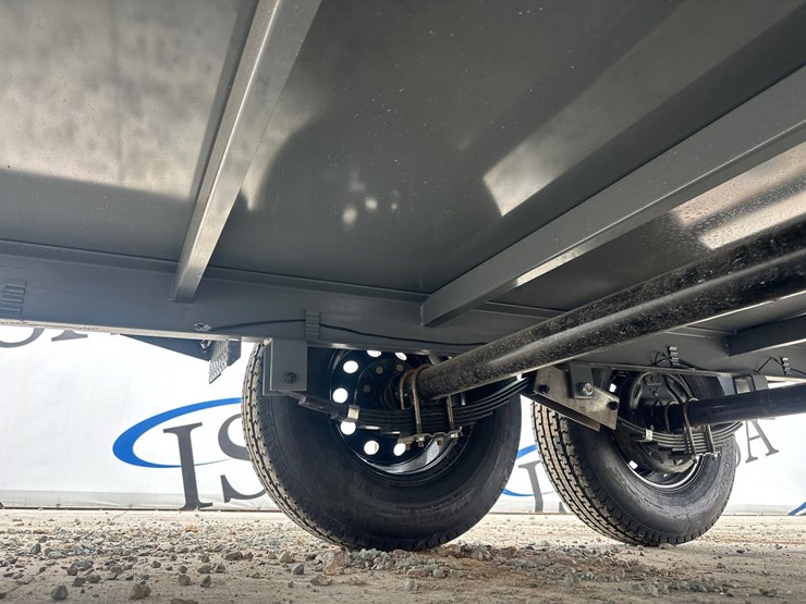 #5598-•-unused-x-star-990-gallon-fuel-trailer-image-20