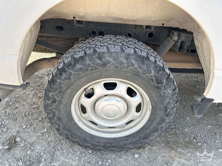 2021-ford-f150-image-22