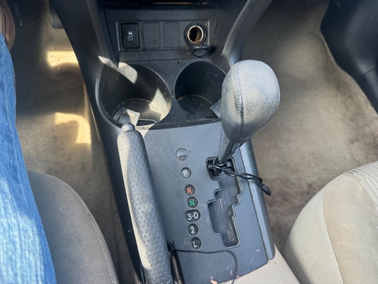 2009-toyota-rav4-image-16