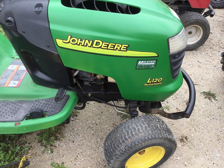 john-deere-l120-image-2