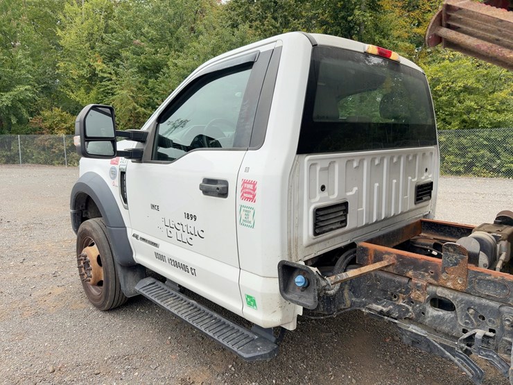 2018-ford-f550-xl-image-13