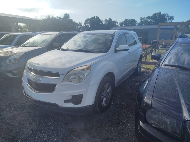 2011-chevrolet-equinox-lt-image-2