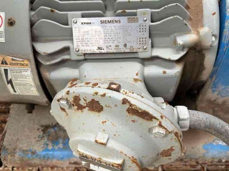 2014-southern-frac-t/a-dual-fuel-wall-fuel-station-image-13