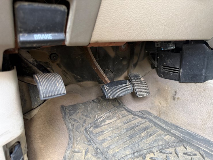2004-ford-f150-xlt-image-51