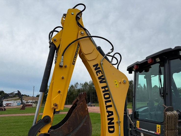 new-holland-b75d-image-31