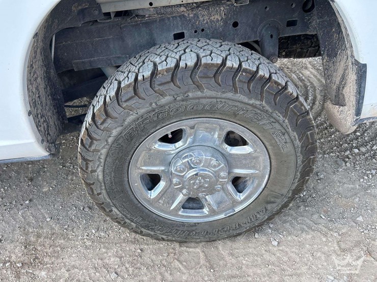 2022-dodge-2500-image-27