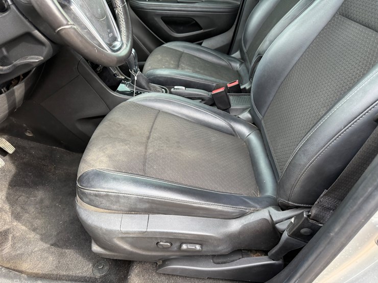 2018-buick-encore-image-22
