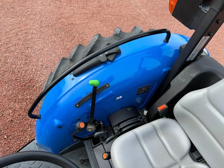 new-holland-tn60a-image-51