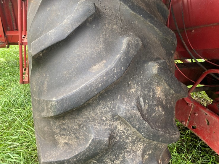 case-ih-1460-image-37