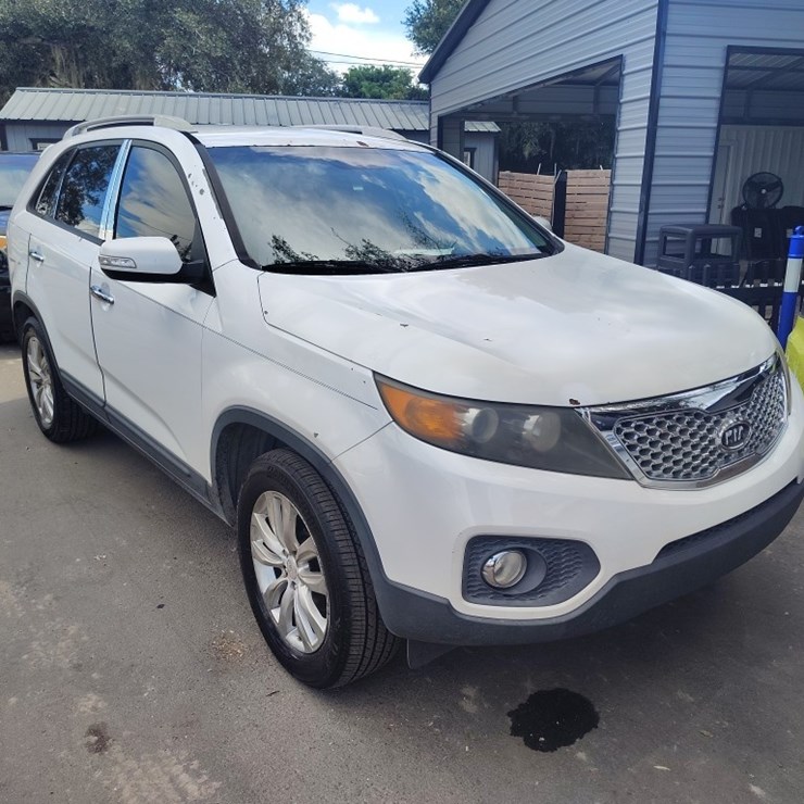 2011 KIA SORENTO