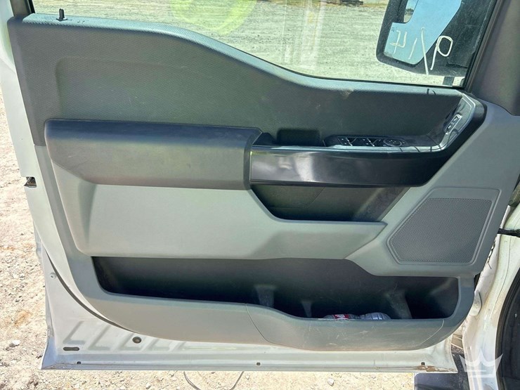2021-ford-f150-image-11