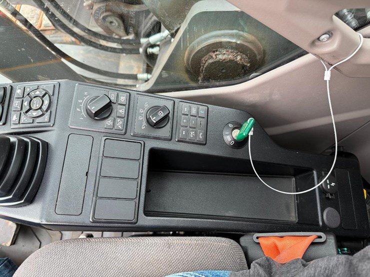 volvo-ecr145el-image-63