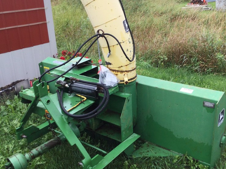 john-deere-7-image-2