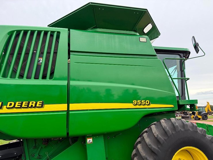 john-deere-9550-image-11