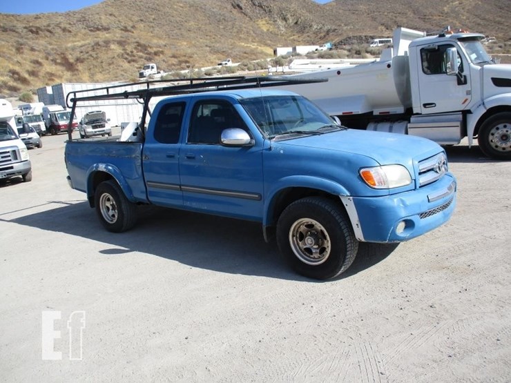 2003-toyota-tundra-image-2