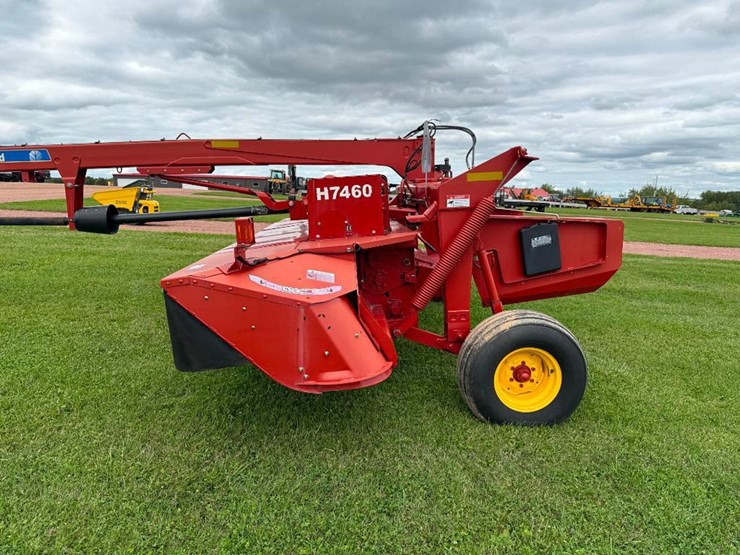 2013-new-holland-h7460-image-8