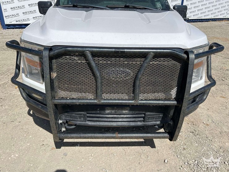 2021-ford-f150-image-25