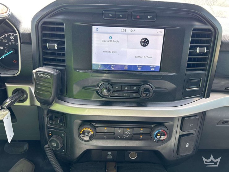 2021-ford-f150-image-16