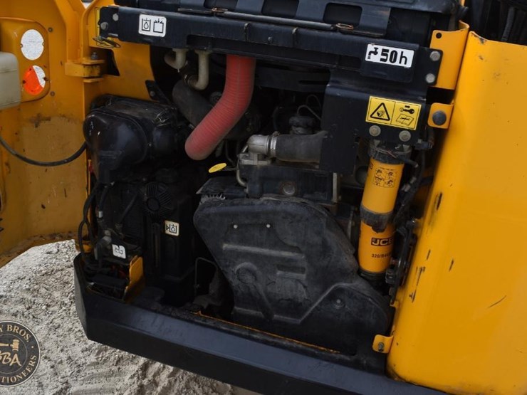 2016-jcb-300t-image-36
