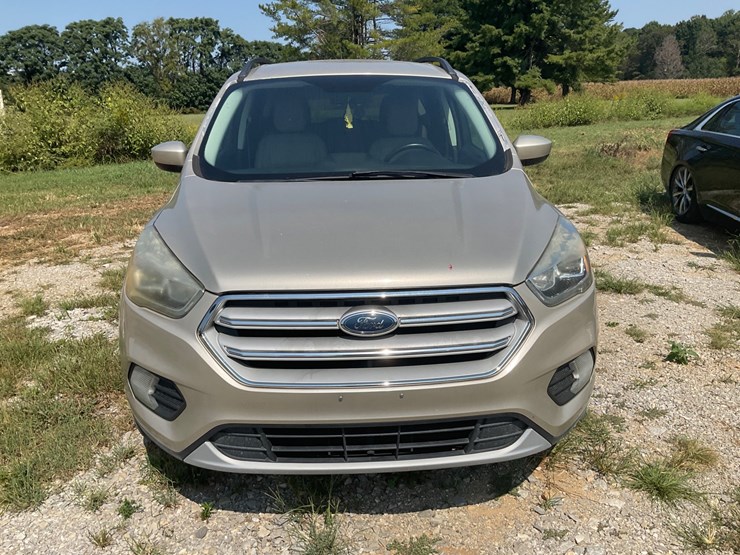 2018-ford-escape-image-2