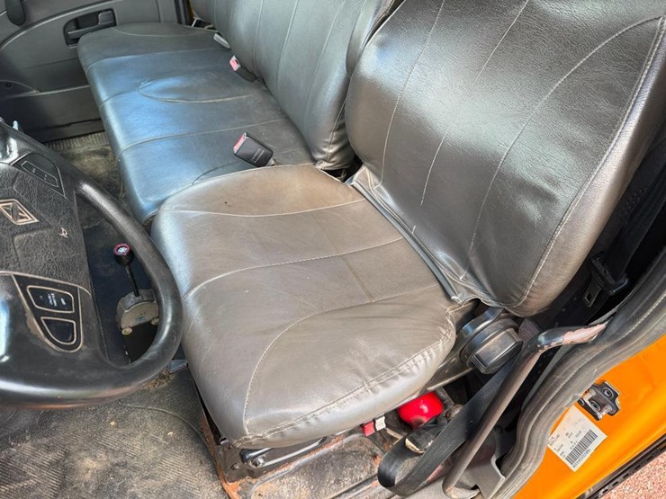 international-durastar-4300-image-44