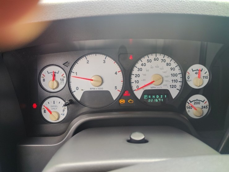 2006-dodge-ram-2500-image-8