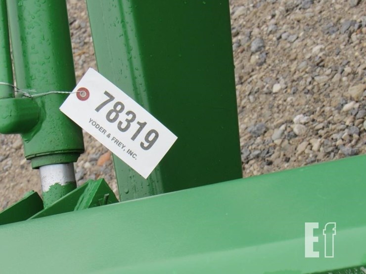 john-deere-146-image-8