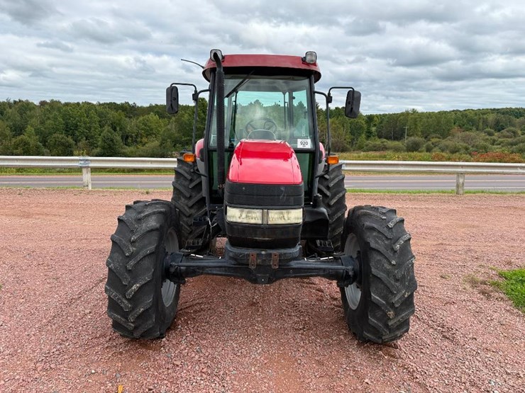 case-ih-farmall-95-image-2