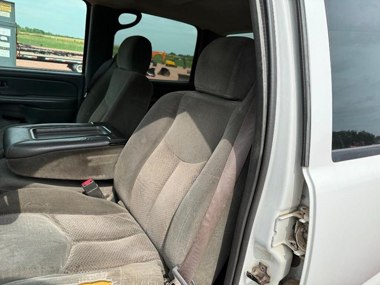 chevrolet-3500-image-51